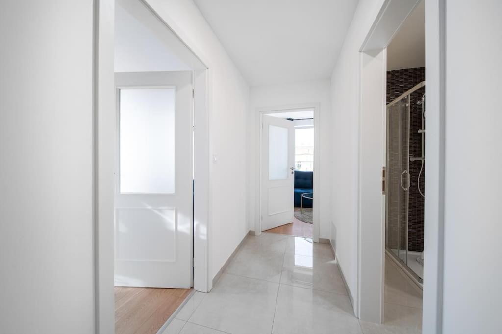 Cavallo Penthouse Xl Balcony City Center Appartamento Praga
